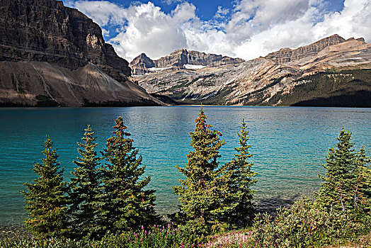 弓湖,正面,山景,班芙国家公园,落基山脉,艾伯塔省,加拿大,北美