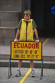 男孩,站立,赤道,标识,厄瓜多尔