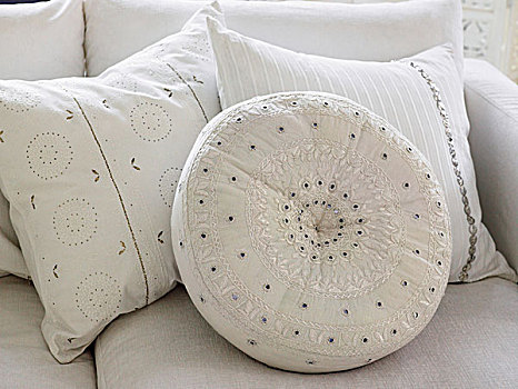 白色,刺绣,枕头,沙发