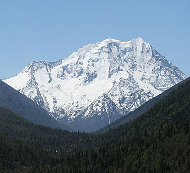 康定雅拉雪山