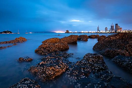 青岛栈桥夜景