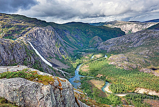 山谷,瀑布,河,国家公园,诺尔兰郡,挪威,斯堪的纳维亚,欧洲