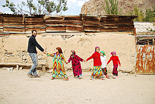 tajikistan,penjakent,children,during,art,in,all,of,us,activities