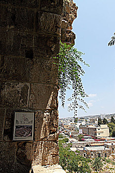 黎巴嫩比布鲁斯古遗址窗口景色