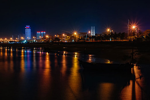 山东烟台,莱山区,海滨,城市夜景