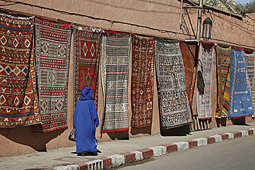 非洲,北非,摩洛哥,玛拉喀什,麦地那,户外,悬挂,地毯,伊斯兰,女人