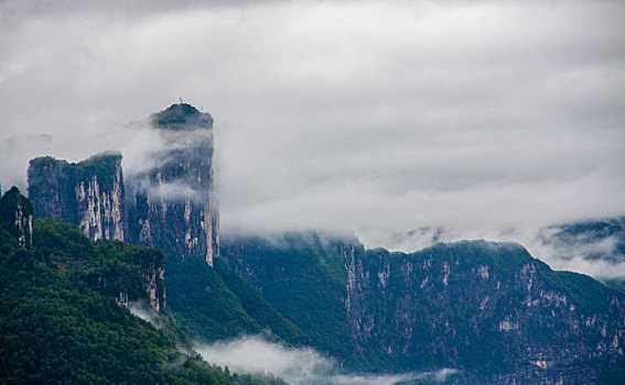 峡谷风光