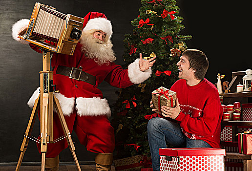 圣诞老人,照相,愉悦,男人,老,木质,相机,在家,靠近,圣诞树