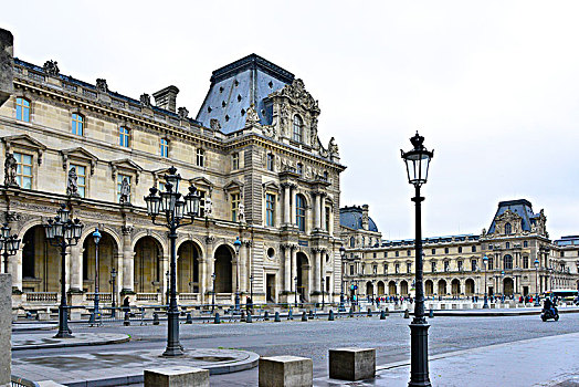 卢浮宫和艺术品