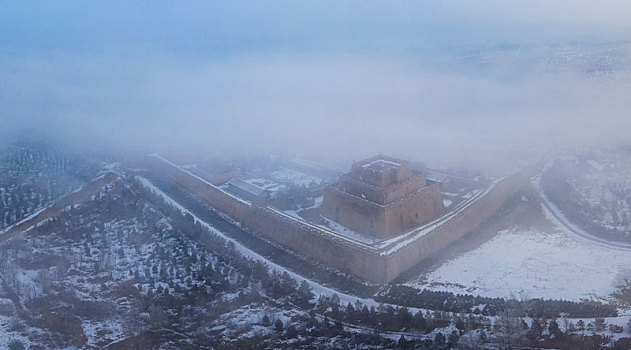 万里长城第一台,陕西榆林镇北台雪景