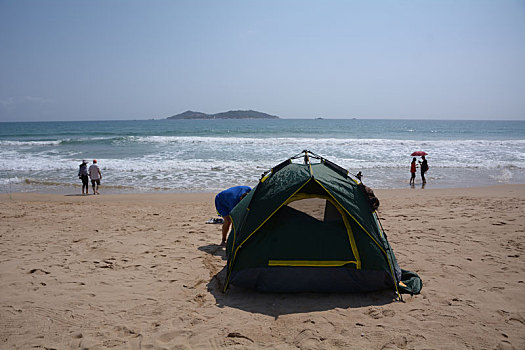 海边宿营