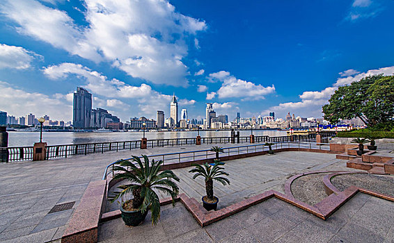 上海市陆家嘴外滩码头公园