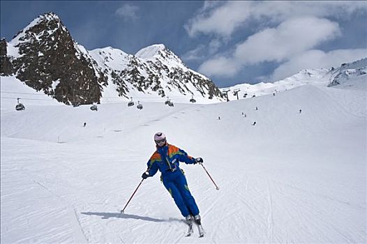 滑雪者,头盔,滑雪道,山,滑雪胜地,山谷,提洛尔,奥地利