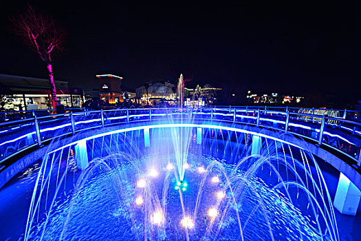 青浦奥特莱斯喷泉夜景