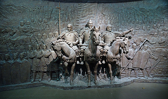 河北省博物院雕像