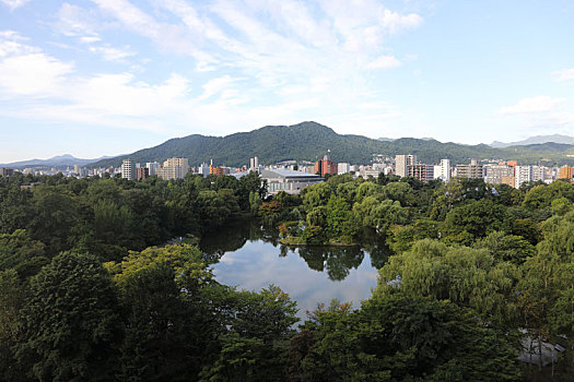 日本原野与民居