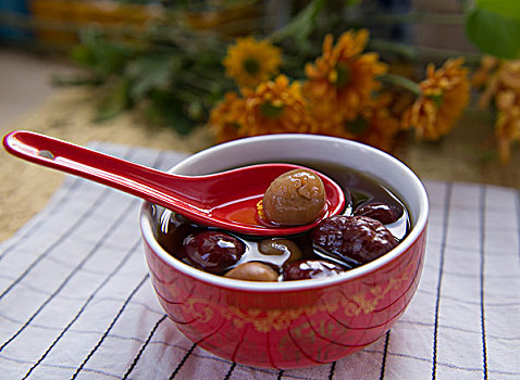 红枣桂圆汤,女性健康养生滋补佳品