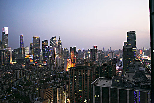 广州高楼大厦夜景