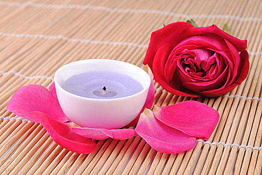 玫瑰,蜡烛,竹子,餐具垫