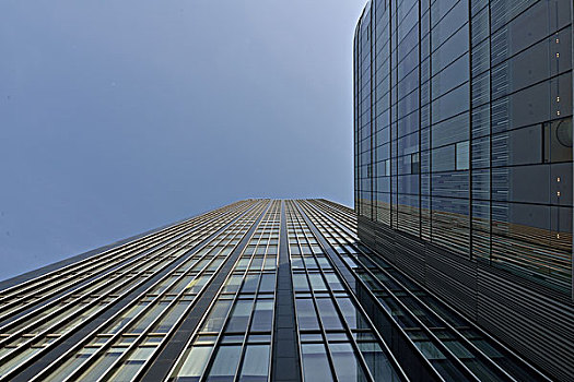 现代商务大楼玻璃幕墙