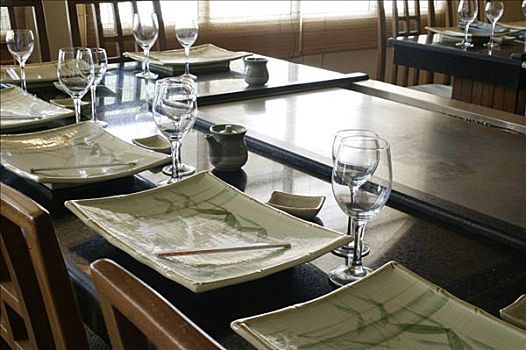 筷子,餐厅桌子