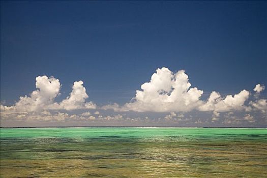 反射,云,海中,茉莉亚岛,塔希提岛,法属玻利尼西亚