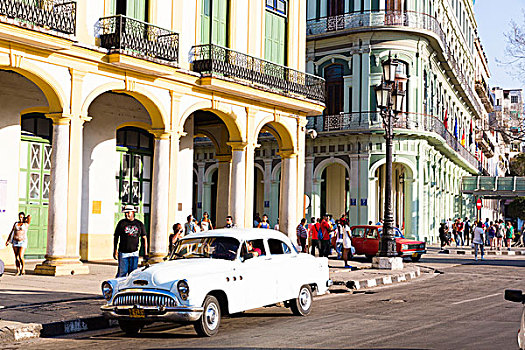 老爷车,正面,殖民地,建筑,哈瓦那,古巴,共和国,大安的列斯群岛,加勒比