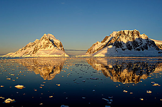 南极,南极半岛,雷麦瑞海峡,风景
