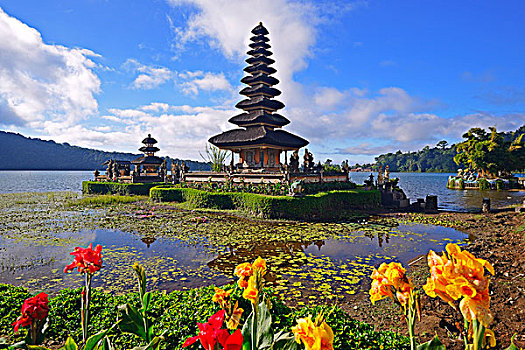 普拉布拉坦寺,布拉坦湖,庙宇,高地,中心,巴厘岛,区域,印度尼西亚,亚洲