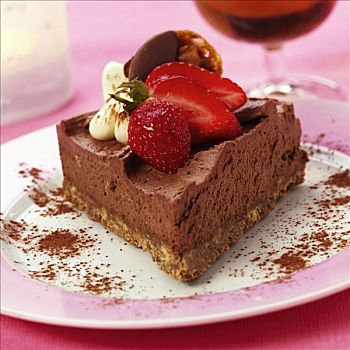 巧克力块,慕斯,糕饼,草莓