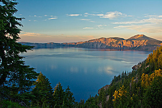 日落,火山湖,火山湖国家公园,俄勒冈,美国