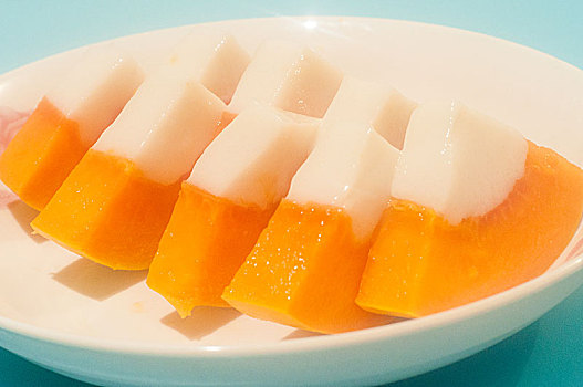 木瓜椰奶冻甜品