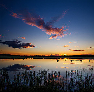 夕阳湖