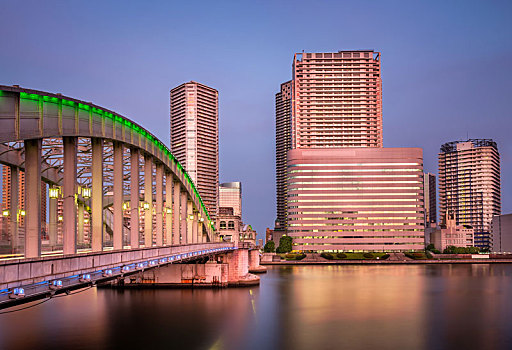桥,墨田河,晚上,东京,日本