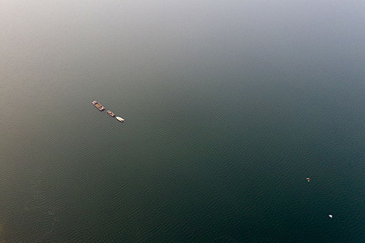 航拍济南卧虎山水库