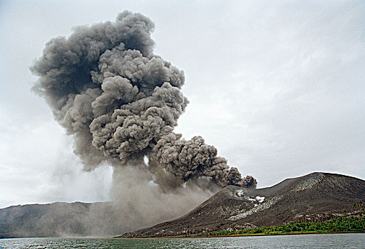 火山爆发,巴布亚新几内亚