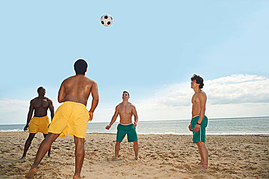 朋友,玩,足球,海滩