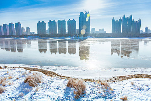 吉林松花江畔雪景