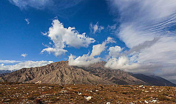 贺兰山