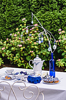 花园桌,复活节装饰,蓝色