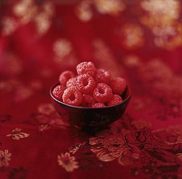 小碗,树莓