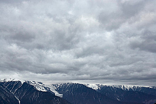 生动,阴天,雪山,山脉,香格里拉,云南,中国