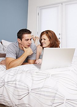伴侣,床,笔记本电脑,电脑