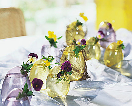 玻璃,复活节彩蛋,花瓶,有角,紫罗兰,三色堇