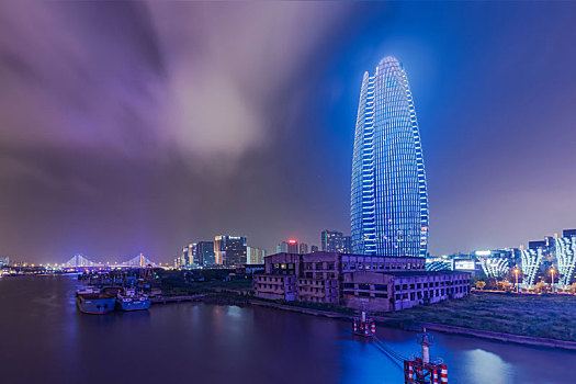 宁波财富中心夜景