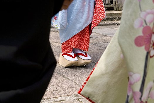 鸾舞伎,女人,穿,和服,高,木鞋,京都,日本