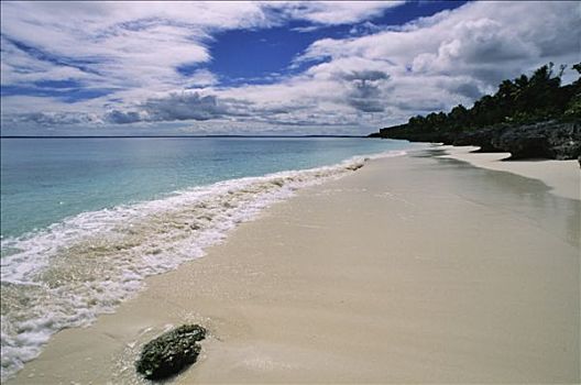 新加勒多尼亚,海滩