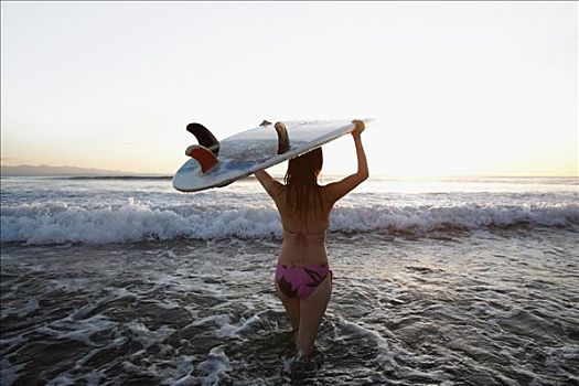 女人,冲浪板,海滩