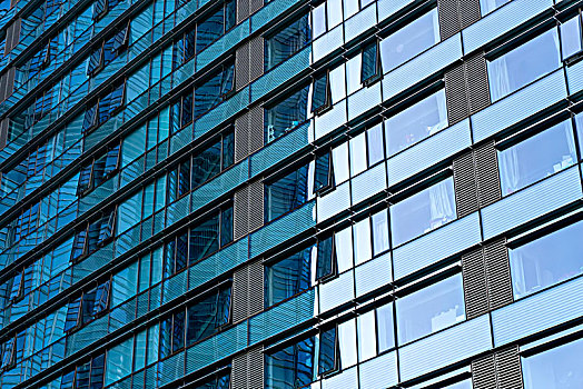 现代建筑玻璃