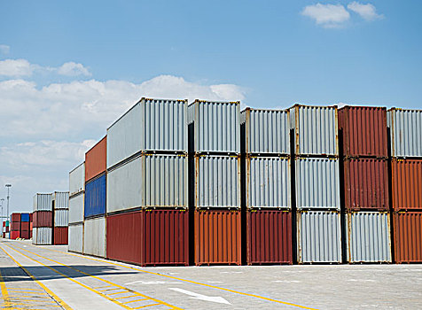 货物集装箱,港口